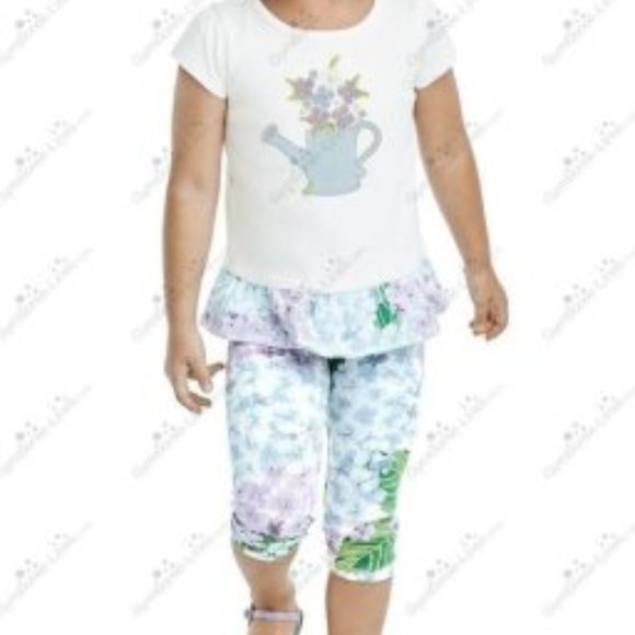 Embroidered Peplum Top and Hydrangea Print Capri Leggings - Picture 4 of 4